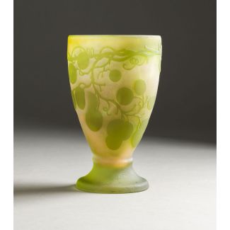 Émile gallé 1846 nancy - 1904 ebenda bechervase mit weintrauben