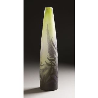 Vase mit lupin