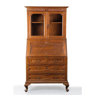 Display case-desk