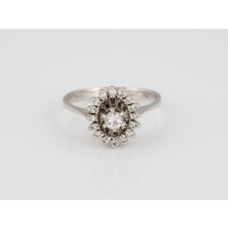 Entourage diamant ring