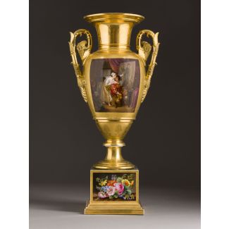 A FINE AND LARGE PORCELAIN EMPIRE AMPHORAL VASE SHOWING A SCENE IN PAINTERS STUDIO 