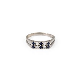Sapphire brilliant ring
