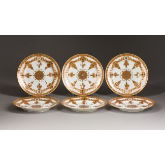 A SET OF SIX PORCELAIN PLATES FROM THE SERVICE OF GRAND DUKE KONSTANTIN NIKOLAEVICH 