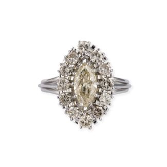 NAVETTE ENTOURAGE RING