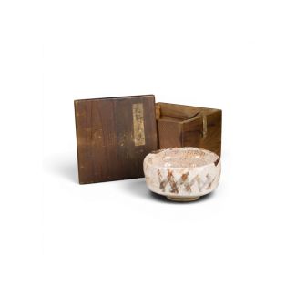 An E-Shino Tea Bowl (Chawan)