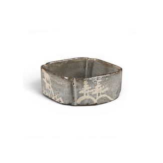 A Small Four-Sided Nezumi-Shino Bowl