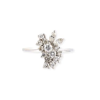 DIAMOND CLUSTER RING