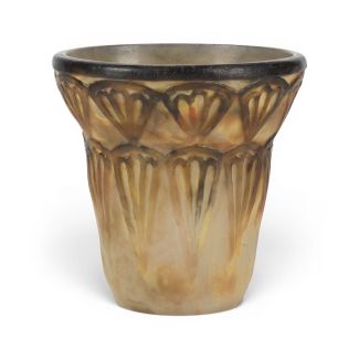 ART-DÉCO VASE MIT PALMBLÄTTERN