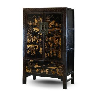 Chinese wardrobe in black and gold lacquer