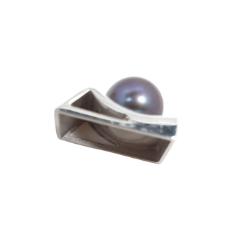 Pendant Pearl Black